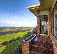 Swimmers' Rest - uninterrupted panoramic ocean views - Australian Directory