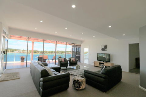 Sybella - Australian Directory 3