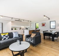 Sydney Townhouse with Parking and Deck - Australian Directory