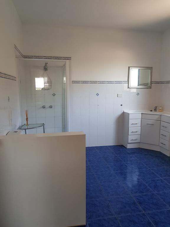 Paradise Beach VIC Australian Directory