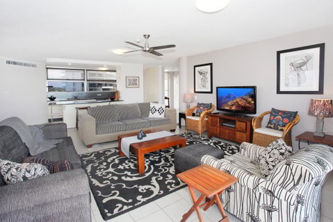 Syrenuse 22 - 3 BDRM Oceanview Apt On Esplanade - Australian Directory 3