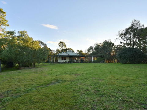 Tabitha Hill Homestead - Australian Directory 3