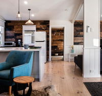 Table Hill Cottage - Australian Directory