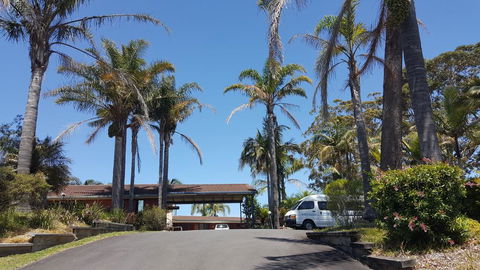 Tabourie Lake Motor Inn - Australian Directory 0