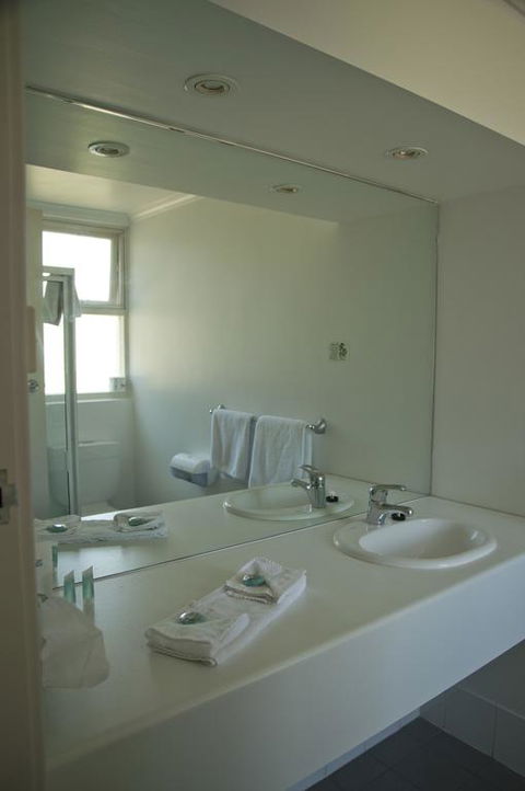 Taft Motor Inn - Australian Directory 3