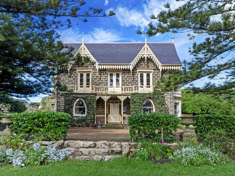 Talara Manor - Australian Directory 0