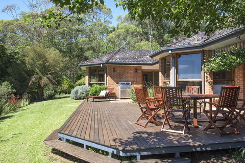 Taliesin - Beautiful 4 Bedroom Home With Amazing Views! - Australian Directory 1