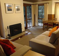Tall Trees Retreat - Australian Directory