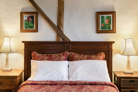 Taradale House Estate - Australian Directory 3