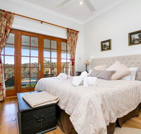 Taradale House Estate - Australian Directory