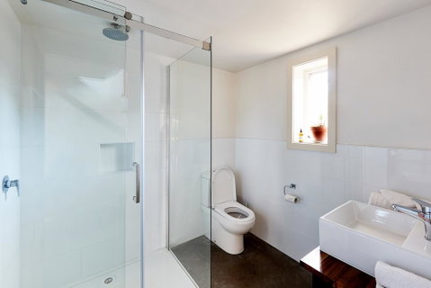 Tarndwarncoort - Farmer's Cottage - Australian Directory 2