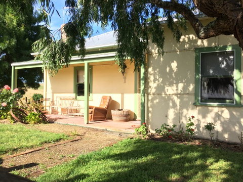 Tarndwarncoort - Farmer's Cottage - Australian Directory 0