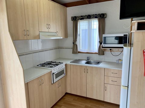 Tatura Cabin & Caravan Park - Australian Directory 3