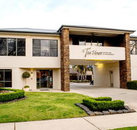 Tea House Motor Inn - Australian Directory