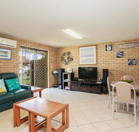 Tee Jays - Sawtell NSW - Australian Directory