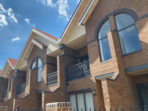 The Abbey Motel Goulburn - Australian Directory 1