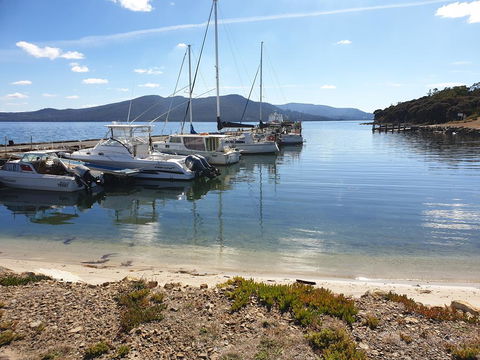 The Alonnah On Bruny - Australian Directory 2
