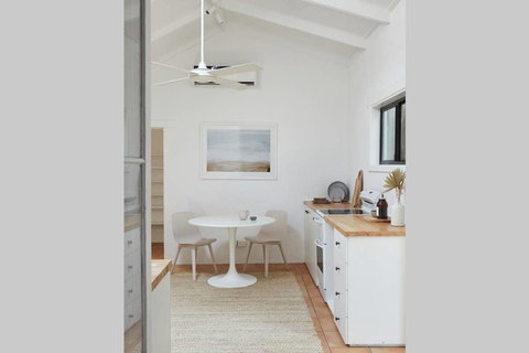 The Apollo Studio - Byron Bay - Australian Directory 1