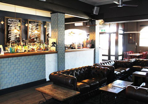 The Astor Hotel Motel - Australian Directory 1