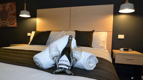 The Astor Suites - Australian Directory 0