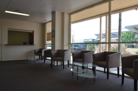 The Australian Hotel Motel - Australian Directory 1
