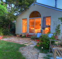 The Avenue at Montville Luxury Cottage - Australian Directory