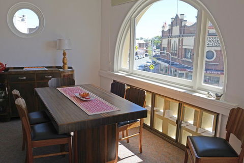 The Bank B&B West Wyalong - Australian Directory 2