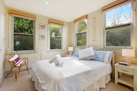 The Bantry 1 Merimbula - Australian Directory 2