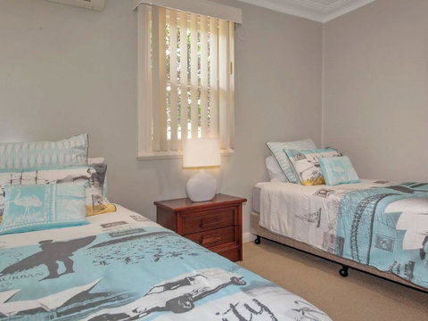 The Bay Escape @ Nelson Bay - Australian Directory 2