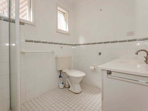 The Bay Escape @ Nelson Bay - Australian Directory 1