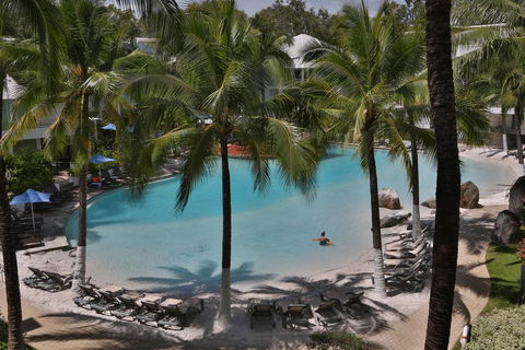 The Beach Club  -  Luxury Private Apartments - Australian Directory 0