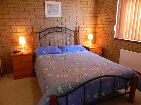 The Beach House - Australian Directory 3