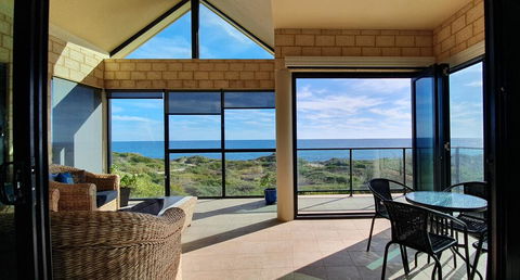 The Beach House - Port Bouvard - Australian Directory 0