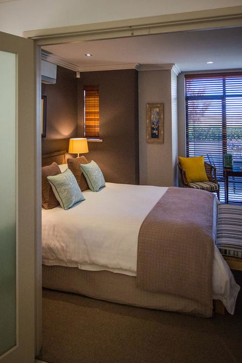 The Beach House At Bayside - Australian Directory 3