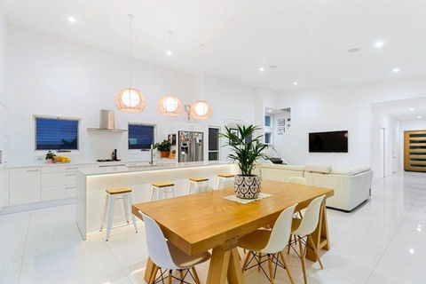 THE BEACH OASIS @ 360 - Australian Directory 3