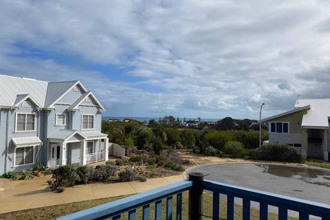 The Birds Nest - Australian Directory 3