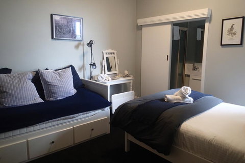 The Bischoff Hotel - Australian Directory 1