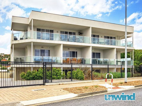 The Block Views Apartments Victor Harbor - Australian Directory 0