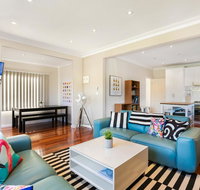 The Bud House - Australian Directory