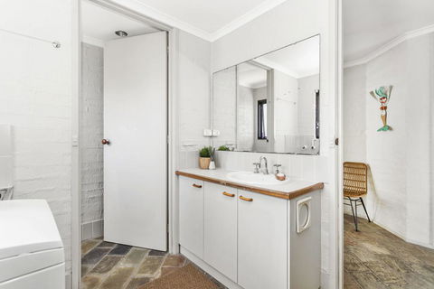 The Bunker Of Bawley - Australian Directory 1