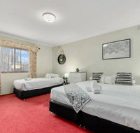 The Calzburg Guest Home - Australian Directory