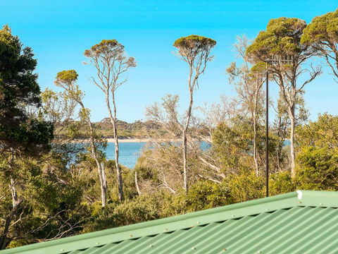The Cape Escape - Australian Directory 3