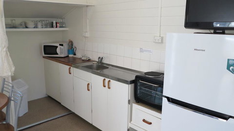 The Captain's Manor On Cook Unit 4 - Australian Directory 2