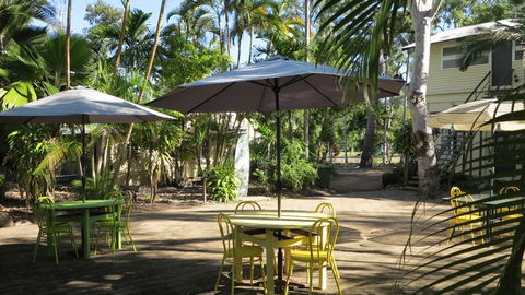 The Captain's Manor On Cook Unit 6 - Australian Directory 3