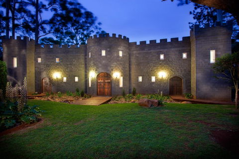 The Castle On Tamborine - Australian Directory 0