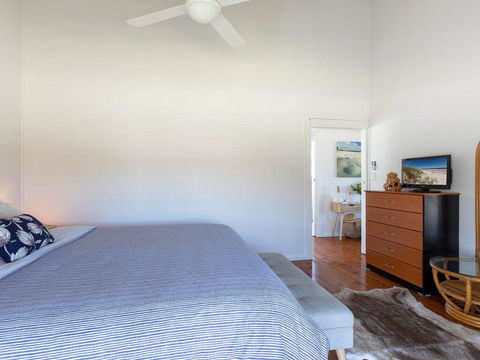 The Chalet At Callala Beach - Beach House Character - Australian Directory 2