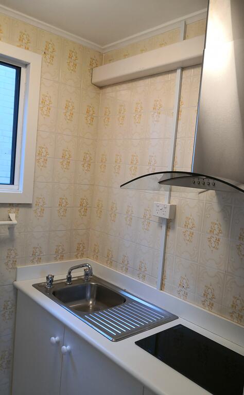 The Club Motel And Apartments - Australian Directory 3