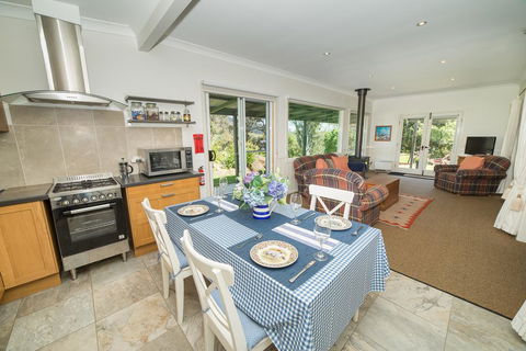 The Cottage At The Bryn At Tilba - Australian Directory 1