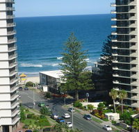 The Crest Apartments - Australian Directory