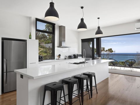 The Cube - Striking Architectural Showpiece - Australian Directory 2